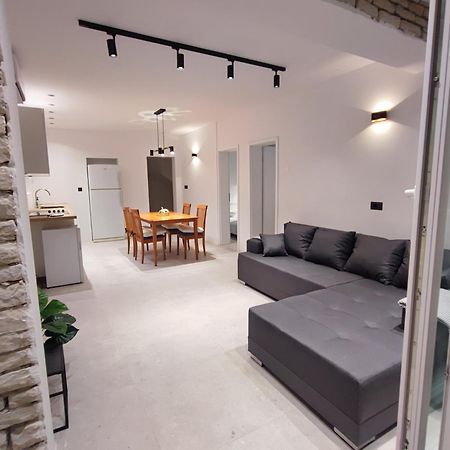 Astramaris Apartments Donji Okrug  Luaran gambar
