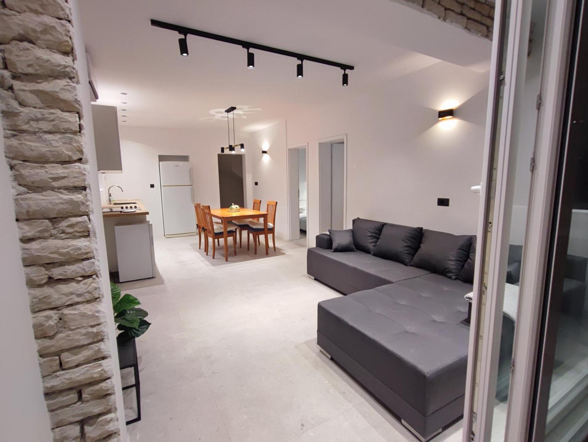 Astramaris Apartments Donji Okrug  Luaran gambar